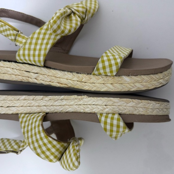 LC Lauren Conrad Yellow Checkered Sandals with Bow - Picture 3 of 8